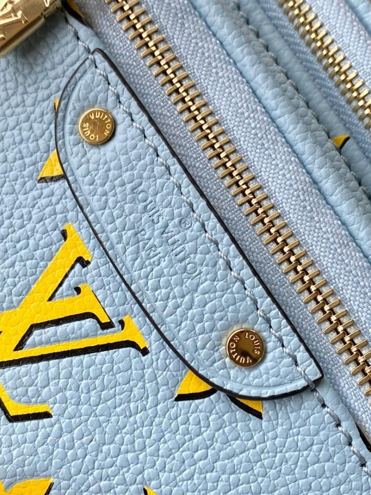 Luxury Leather Shoulder Bag – Limited Edition