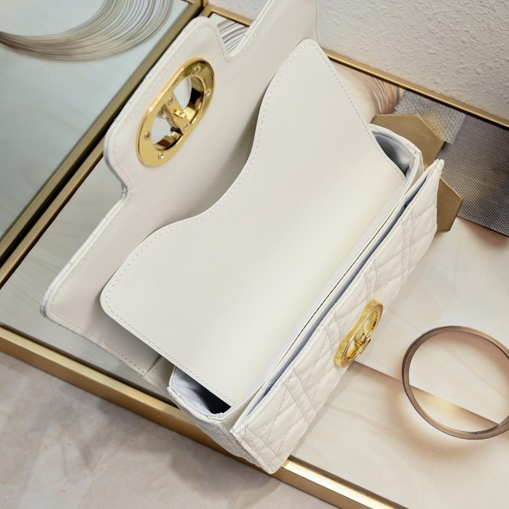 Modern Italian-Inspired White Leather Shoulder Bag
