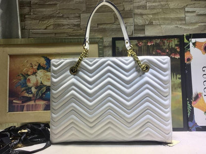 Classic Premium Shoulder Bag
