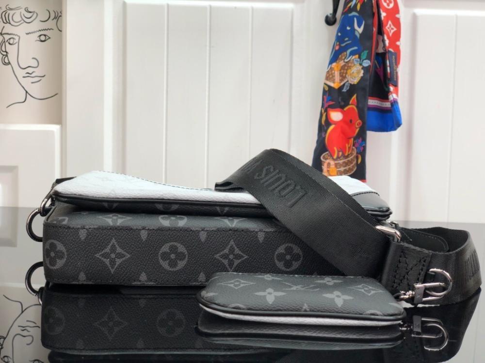 Elegant Crossbody Bag