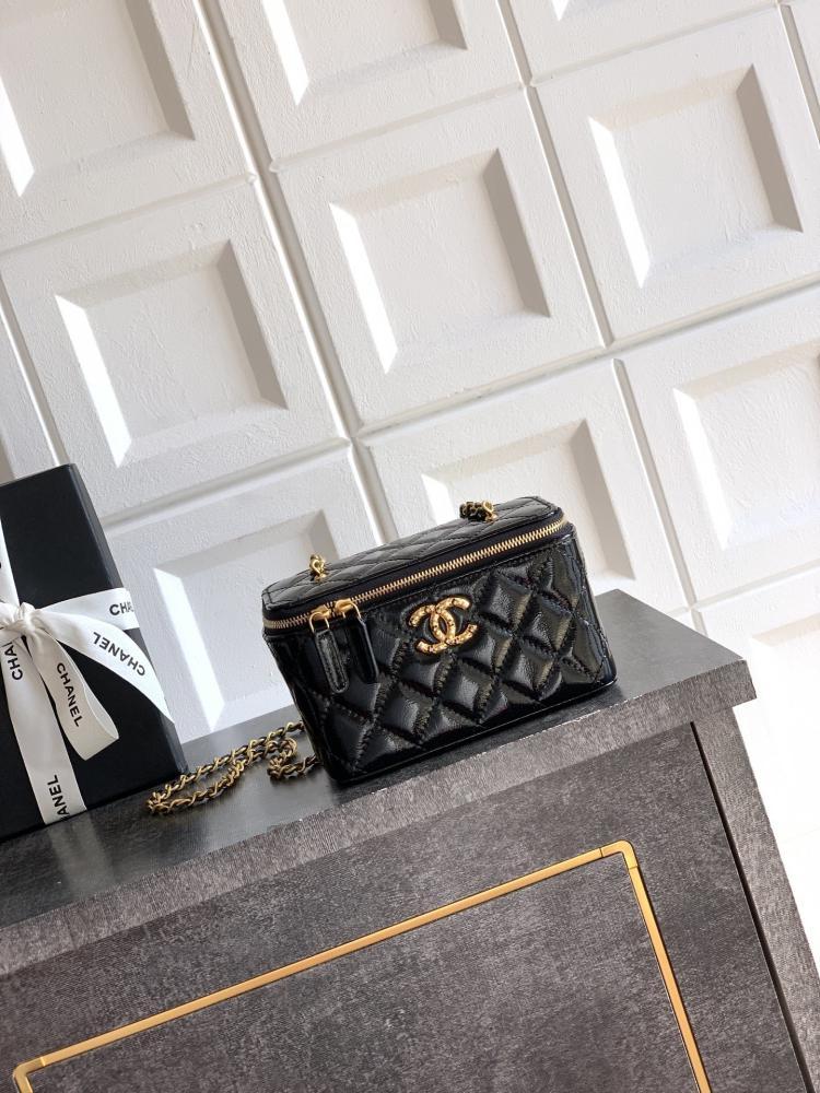 Quilted Leather Wallet