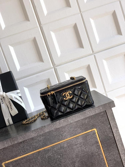 Quilted Leather Wallet