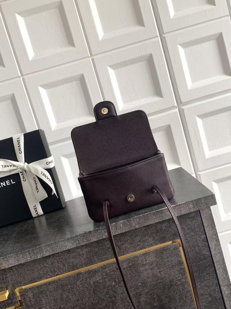 Elegant Leather Shoulder Bag