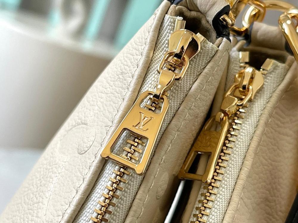 Elegant Refined Gold Monogram Jacquard Shoulder Bag