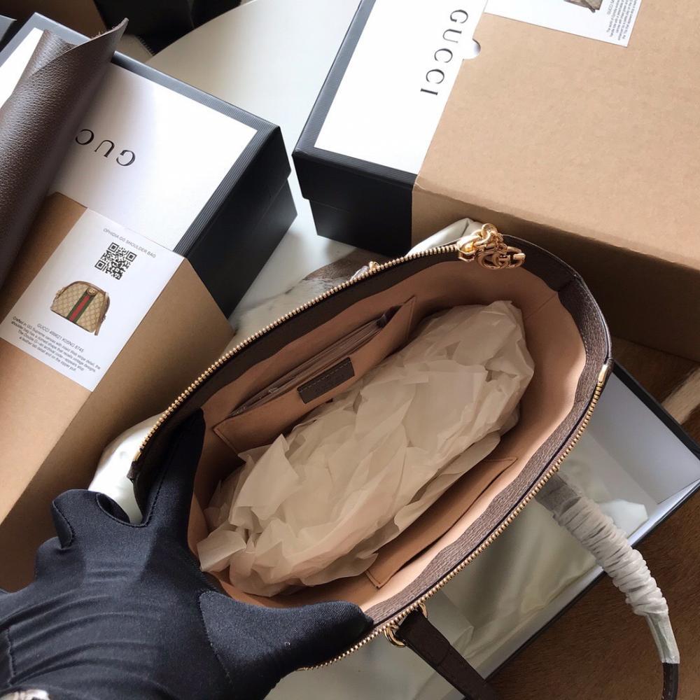 Elegant Shoulder Bag