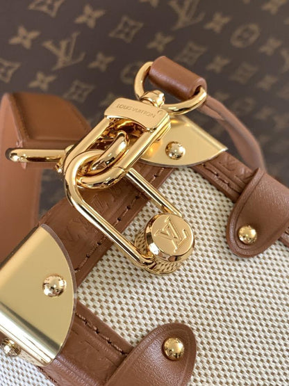 Leather Shoulder Bag