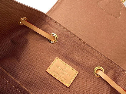 Italian-Inspired Elegant Leather Crossbody Bag