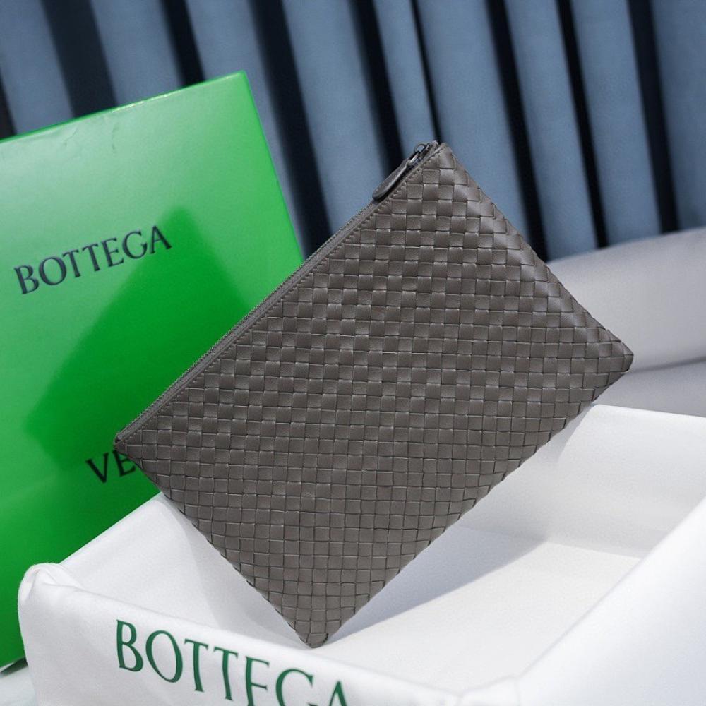 Modern Luxury Quilted Lambskin Bag – Limited Edition