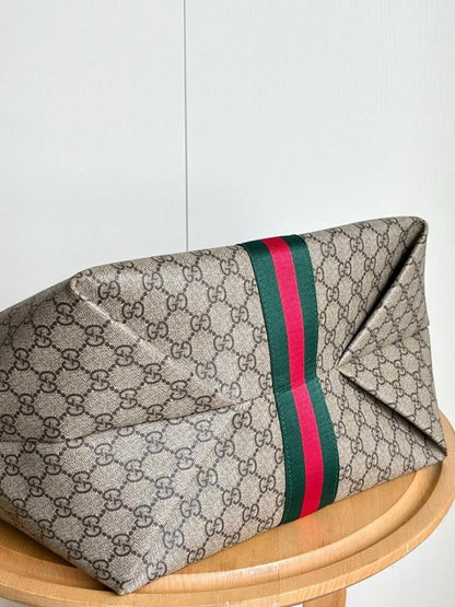 Ophidia Tote Bag