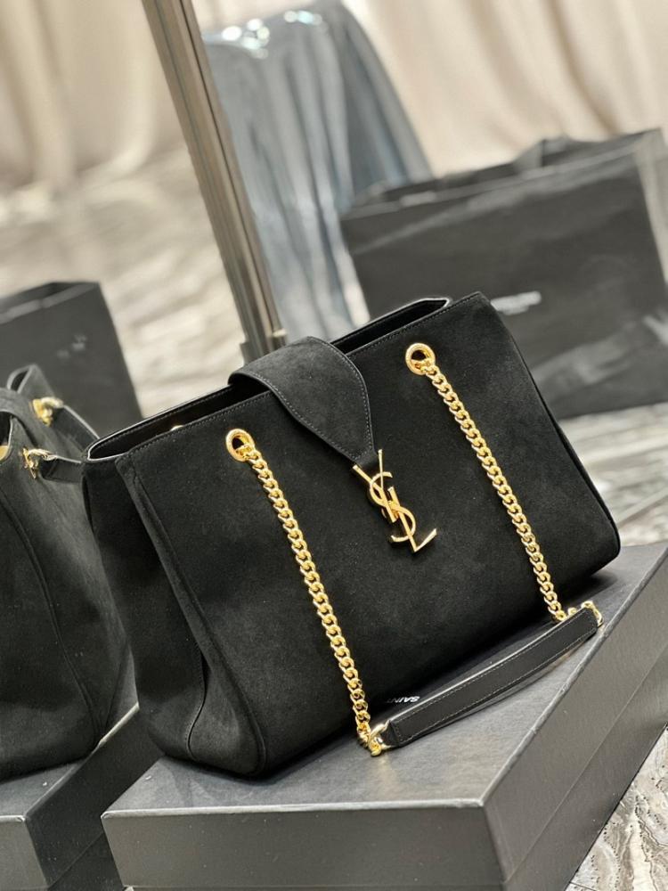 Italian-Inspired Luxury Leather Travel Bag