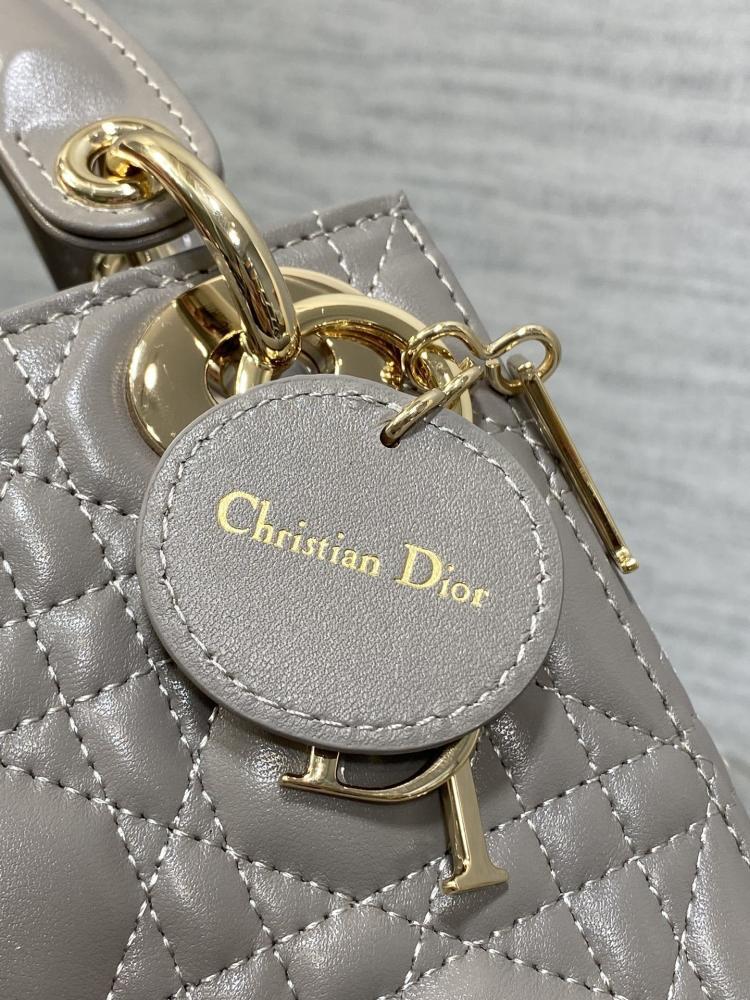 Classic Elegant Top Handle Bag
