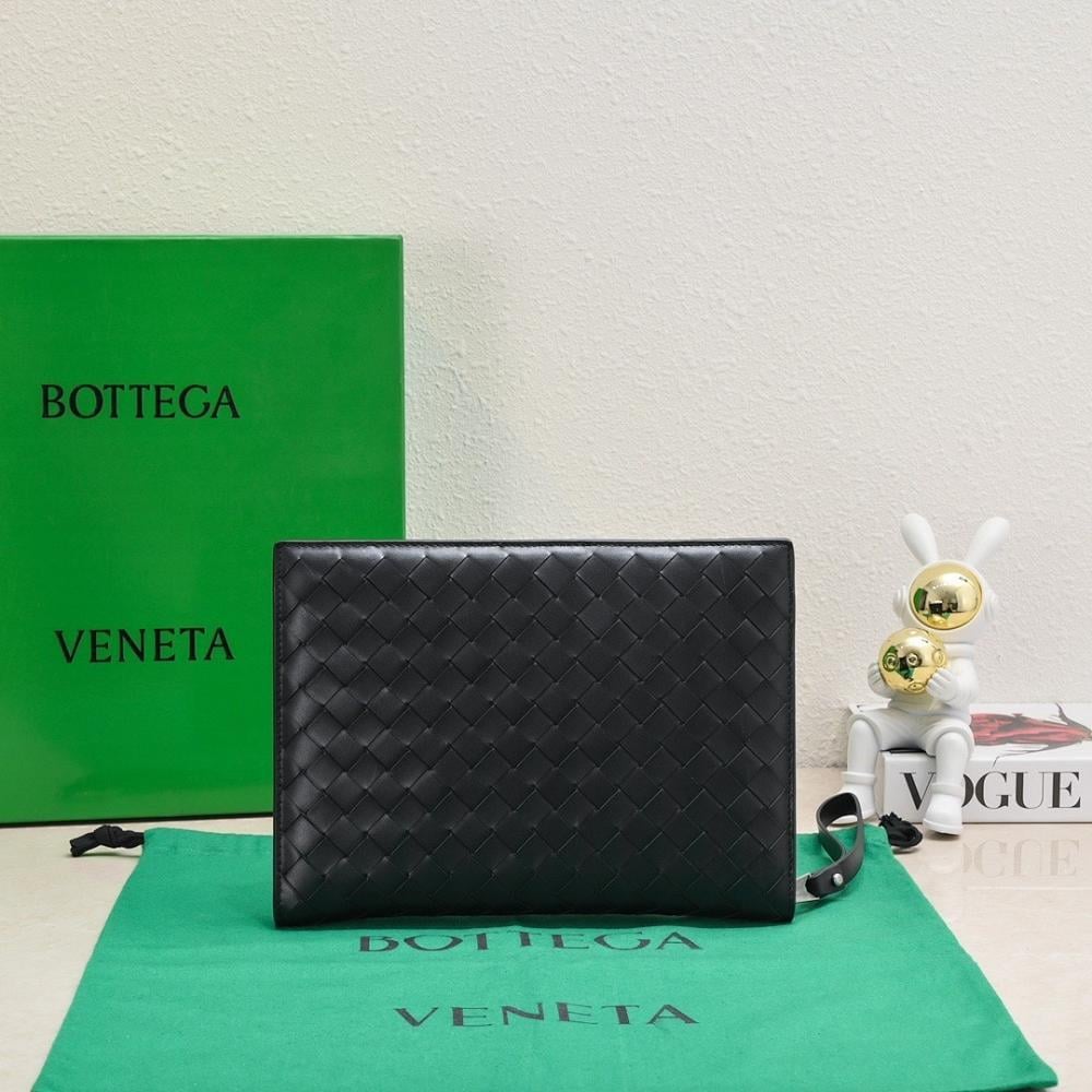 Luxury Woven Leather Crossbody Bag – Limited Edition