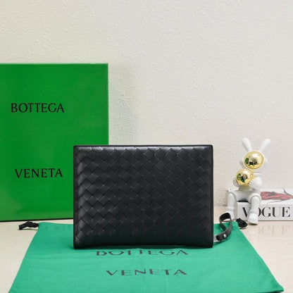 Luxury Woven Leather Crossbody Bag – Limited Edition
