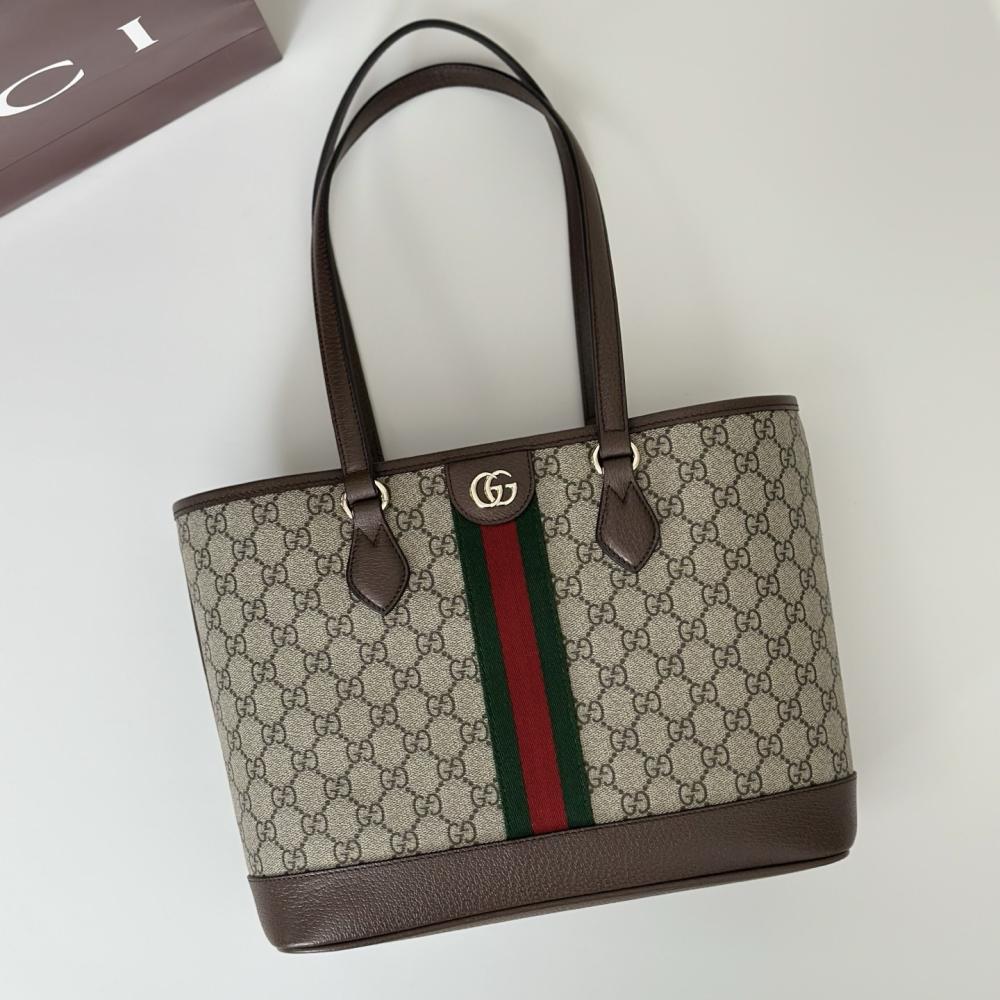 Classic Shoulder Bag
