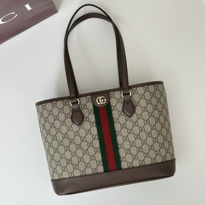 Classic Shoulder Bag