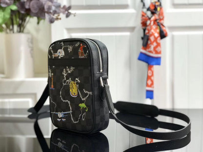 Elegant Leather Shoulder Bag