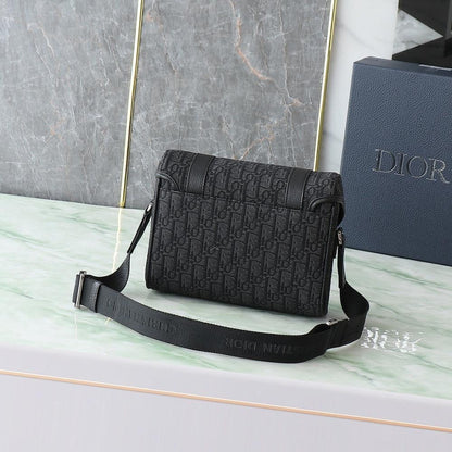 Stylish Refined Jacquard Crossbody Bag