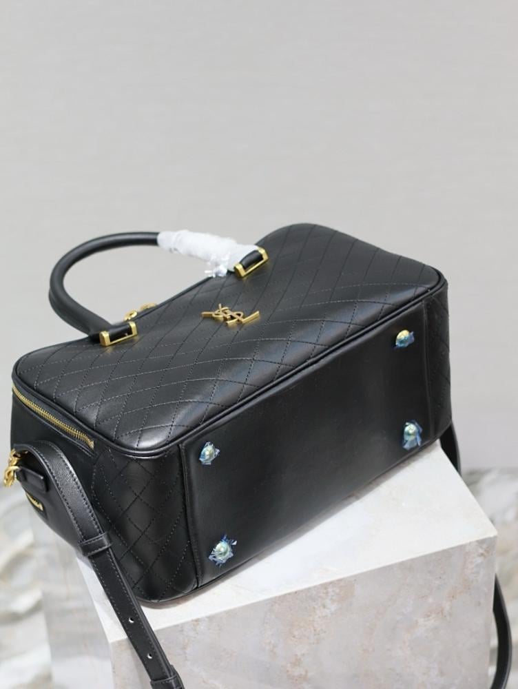 Modern Leather Travel Bag