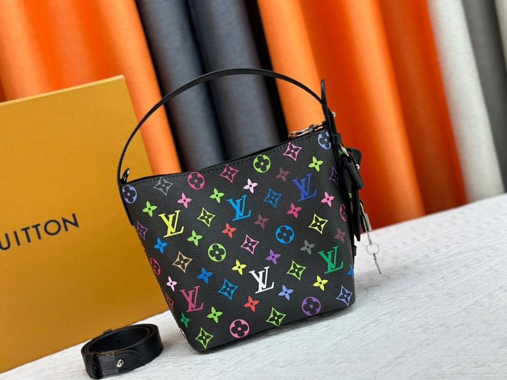 Stylish Refined Bucket Bag