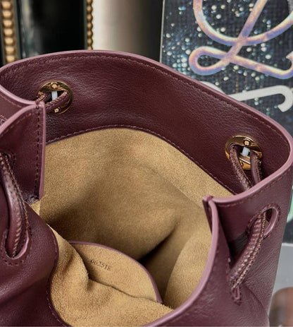 Italian-Inspired Stylish Calfskin Shoulder Bag