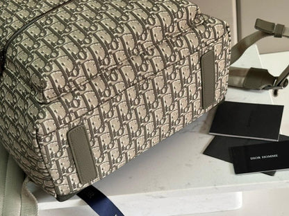 Elegant Refined Quilted Jacquard Shoulder Bag