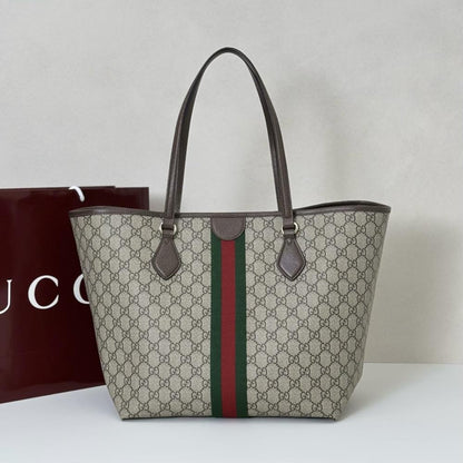 Classic Shoulder Bag