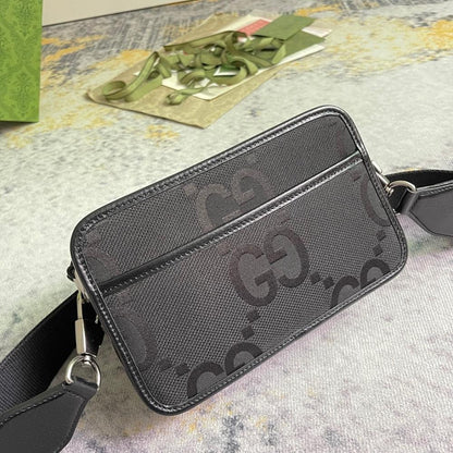 Elegant Refined Shoulder Bag