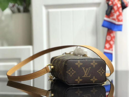 Elegant Shoulder Bag