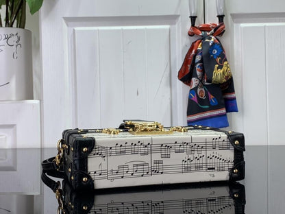 Elegant Shoulder Bag