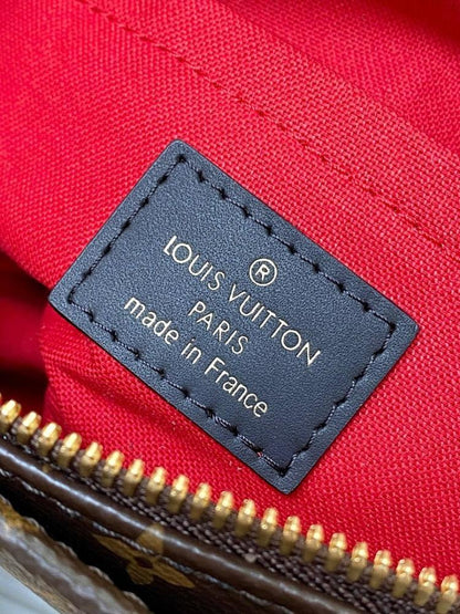 Classic Luxury Shoulder Bag
