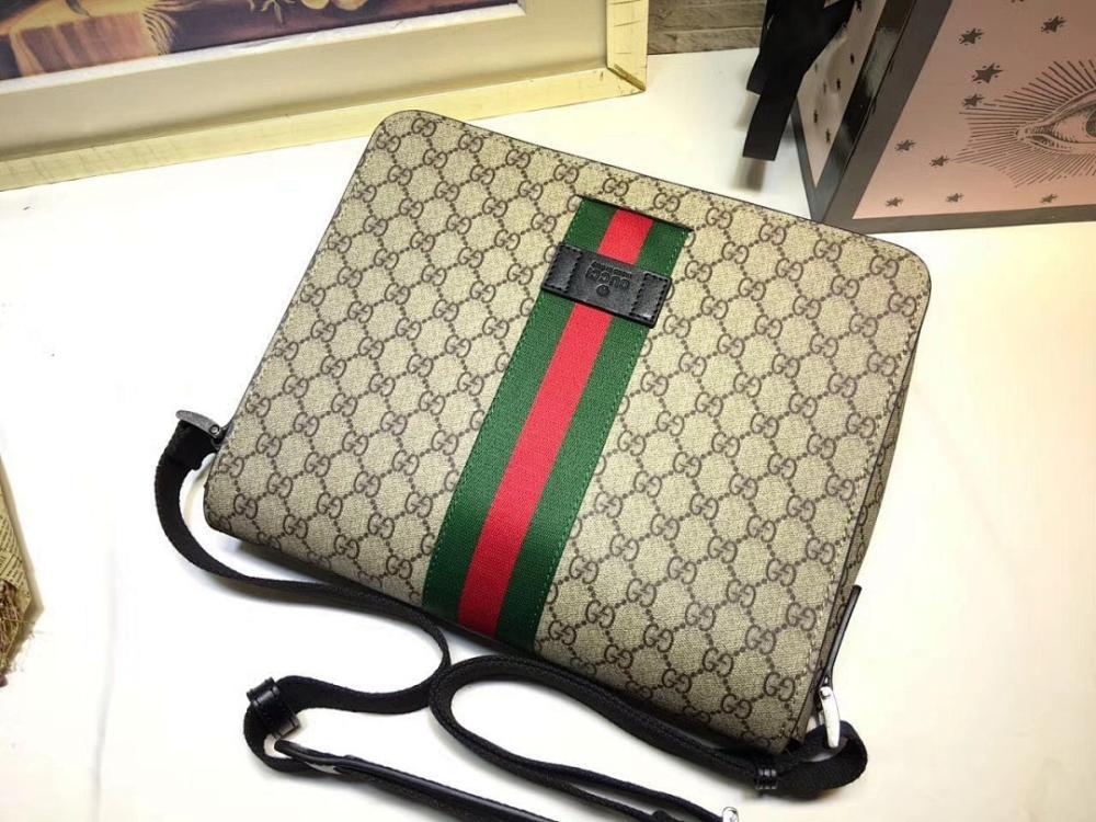 Classic Italian-Inspired Leather Shoulder Bag