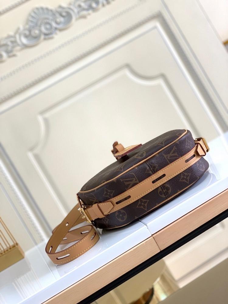 Elegant Refined Canvas Crossbody Bag