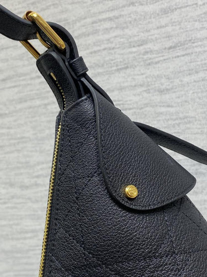 Classic Leather Top Handle Bag