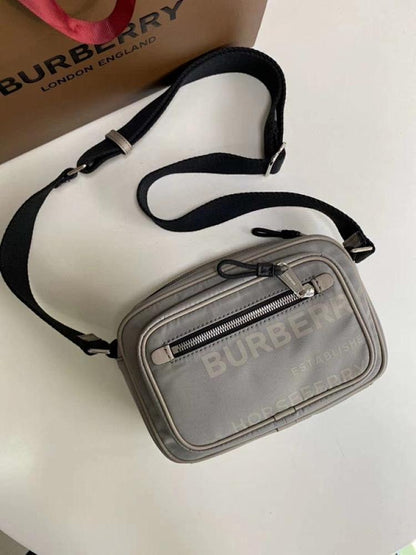 Classic Shoulder Bag