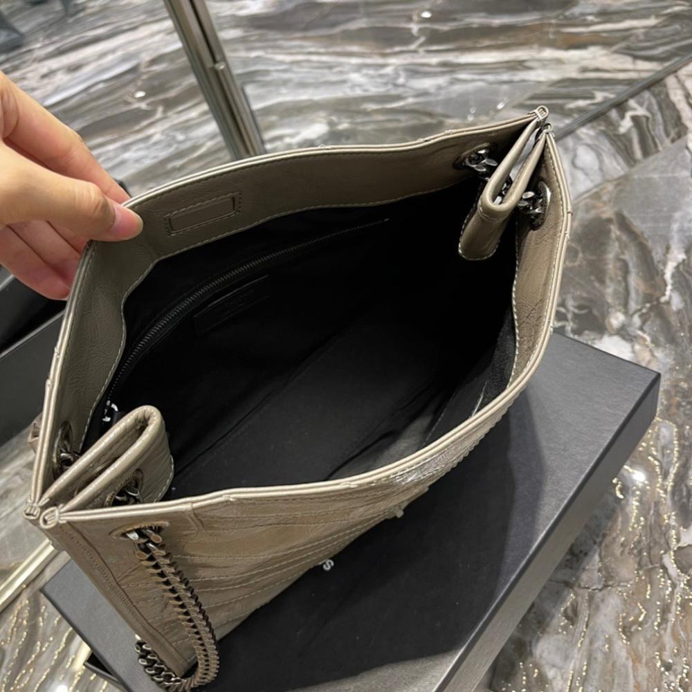 Luxury Leather Travel Bag – Special Edition