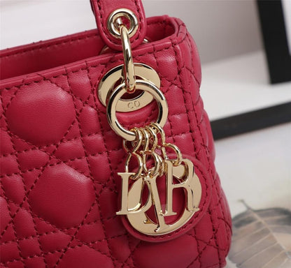 Luxury Stylish Pink Lambskin Bag
