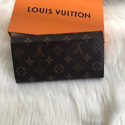 Italian-Inspired Luxury Wallet