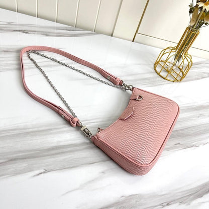 Luxury Elegant Leather Shoulder Bag – Limited Edition
