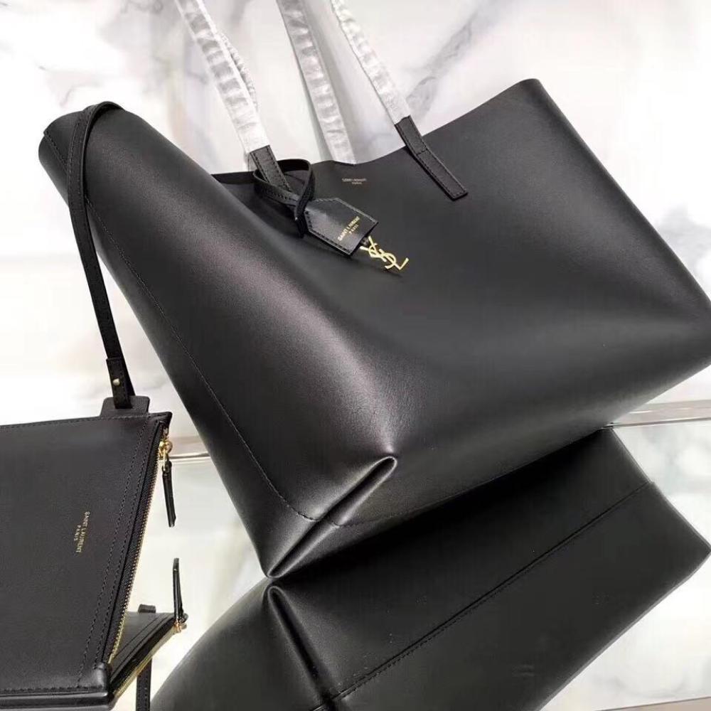Elegant Shoulder Bag