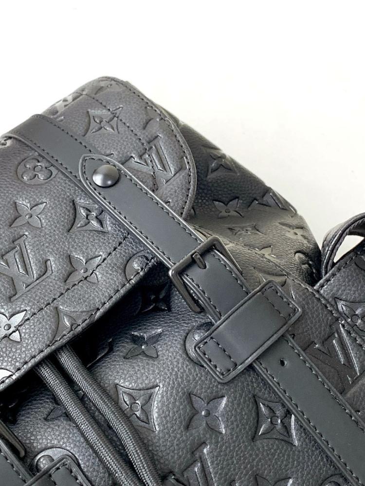 Modern Italian-Inspired Leather Crossbody Bag