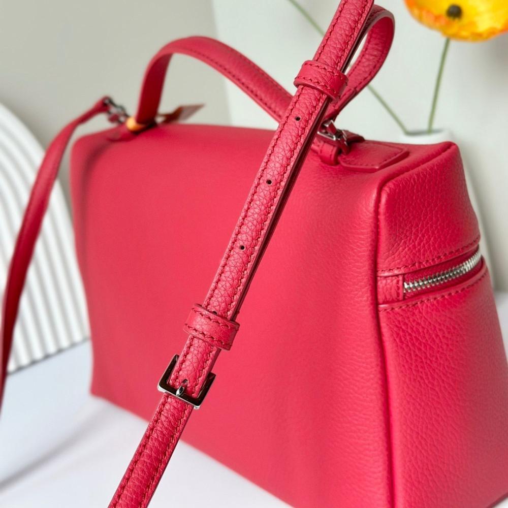 Luxury Stylish Calfskin Shoulder Bag