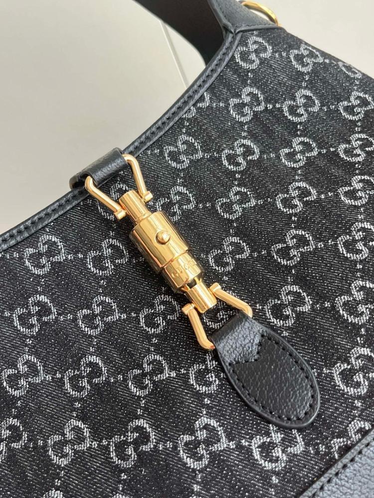Classic Gold Leather Shoulder Bag – Special Edition