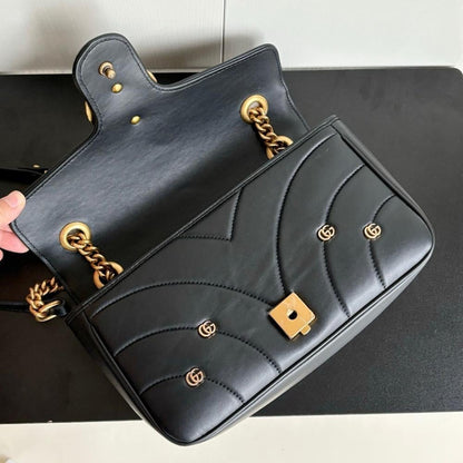 GG Marmont Shoulder Bag