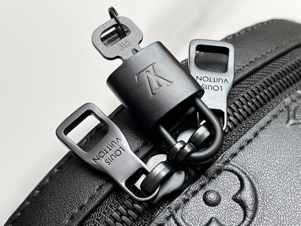 Modern Stylish Leather Top Handle Bag