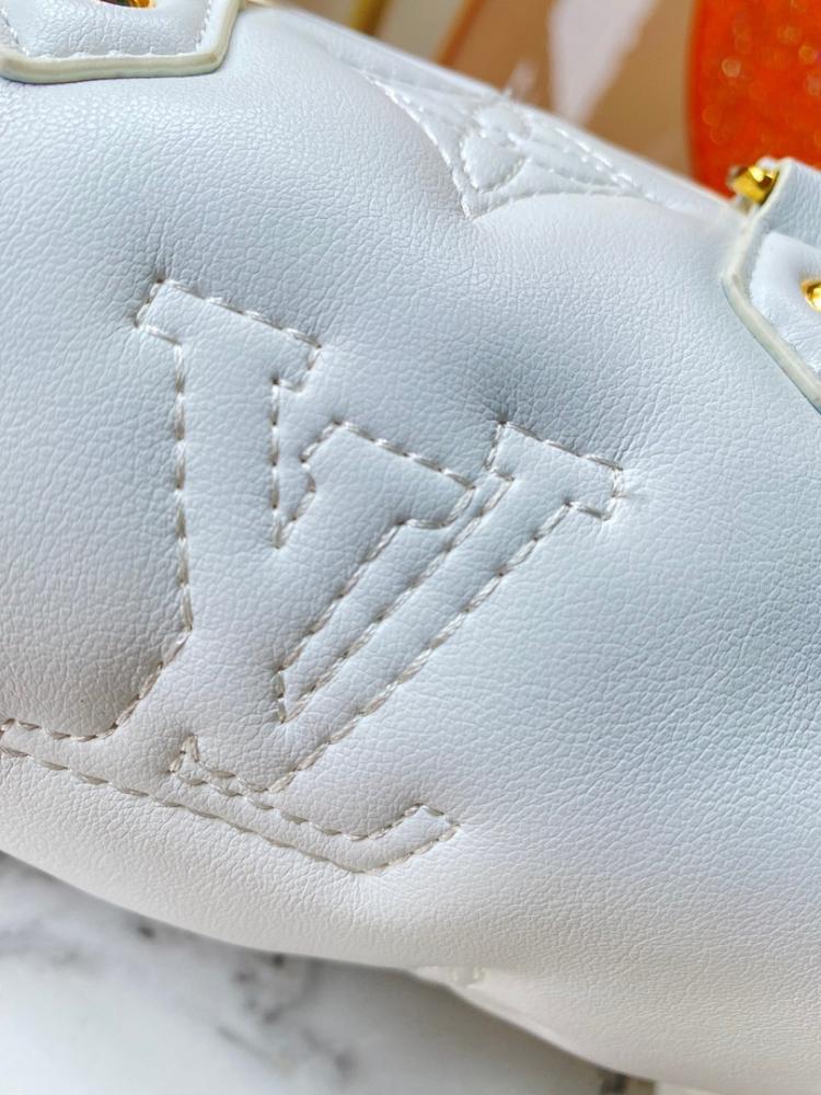 Luxury Stylish Quilted Calfskin Shoulder Bag