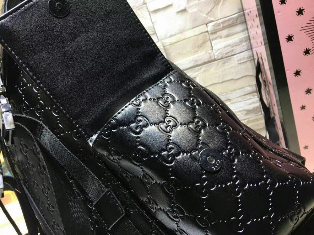 Stylish Refined Leather Crossbody Bag