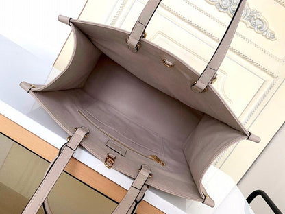 Elegant Refined Printed Leather Crossbody Bag