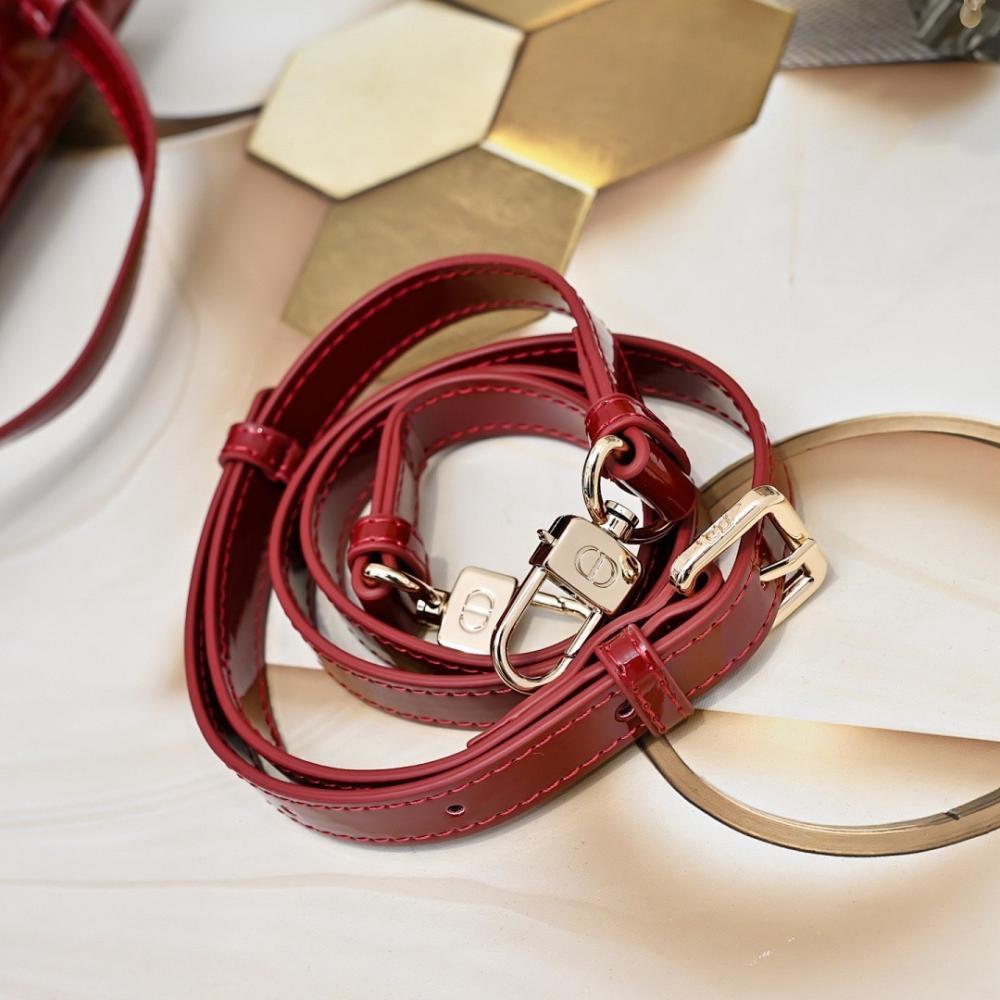 Italian-Inspired Stylish Leather Shoulder Bag