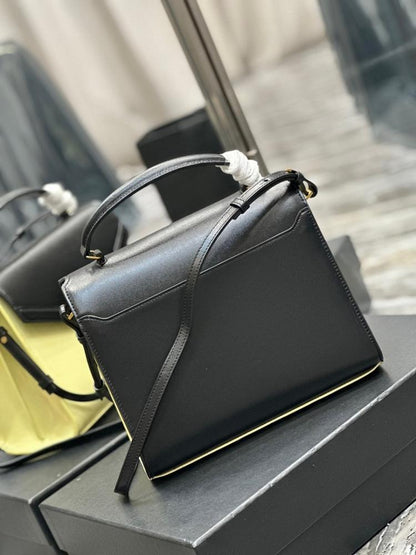 Stylish Refined Brown Leather Shoulder Bag