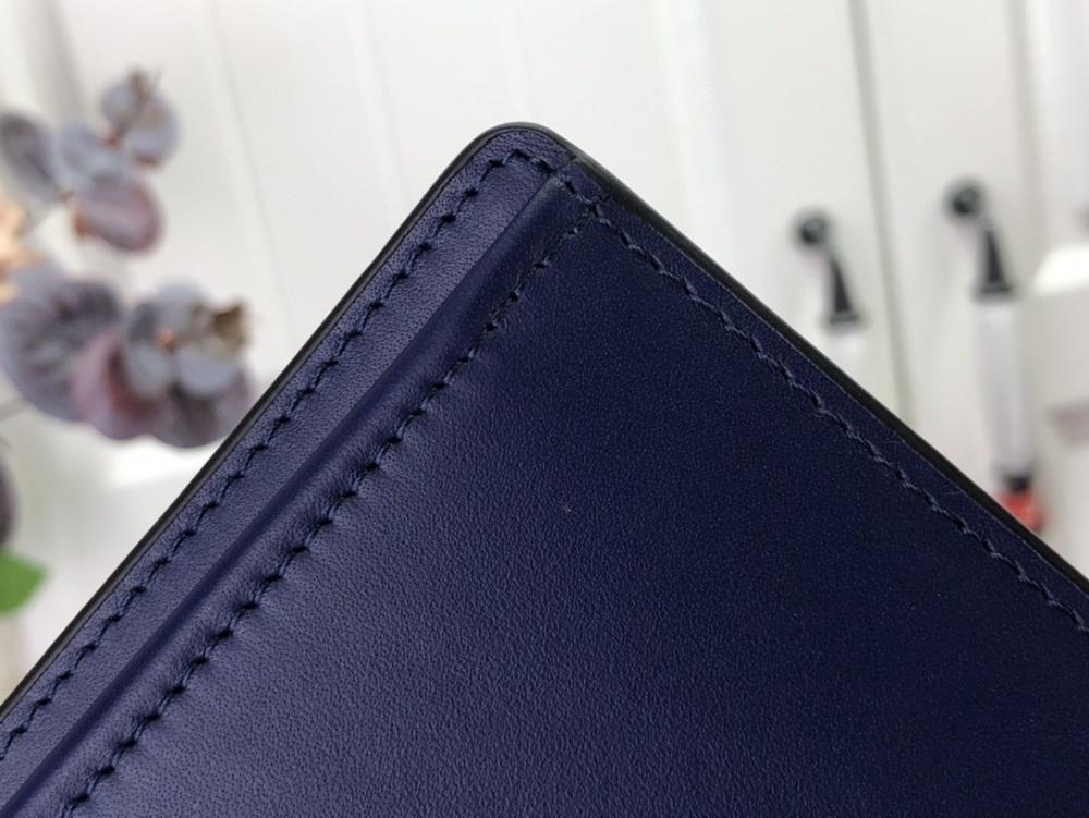Elegant Wallet